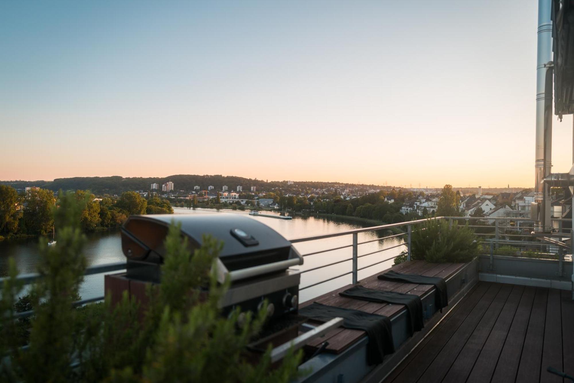 Penthouse Wohnung Mit Schoenem Moselblick In Metternich Koblenz  Exterior photo