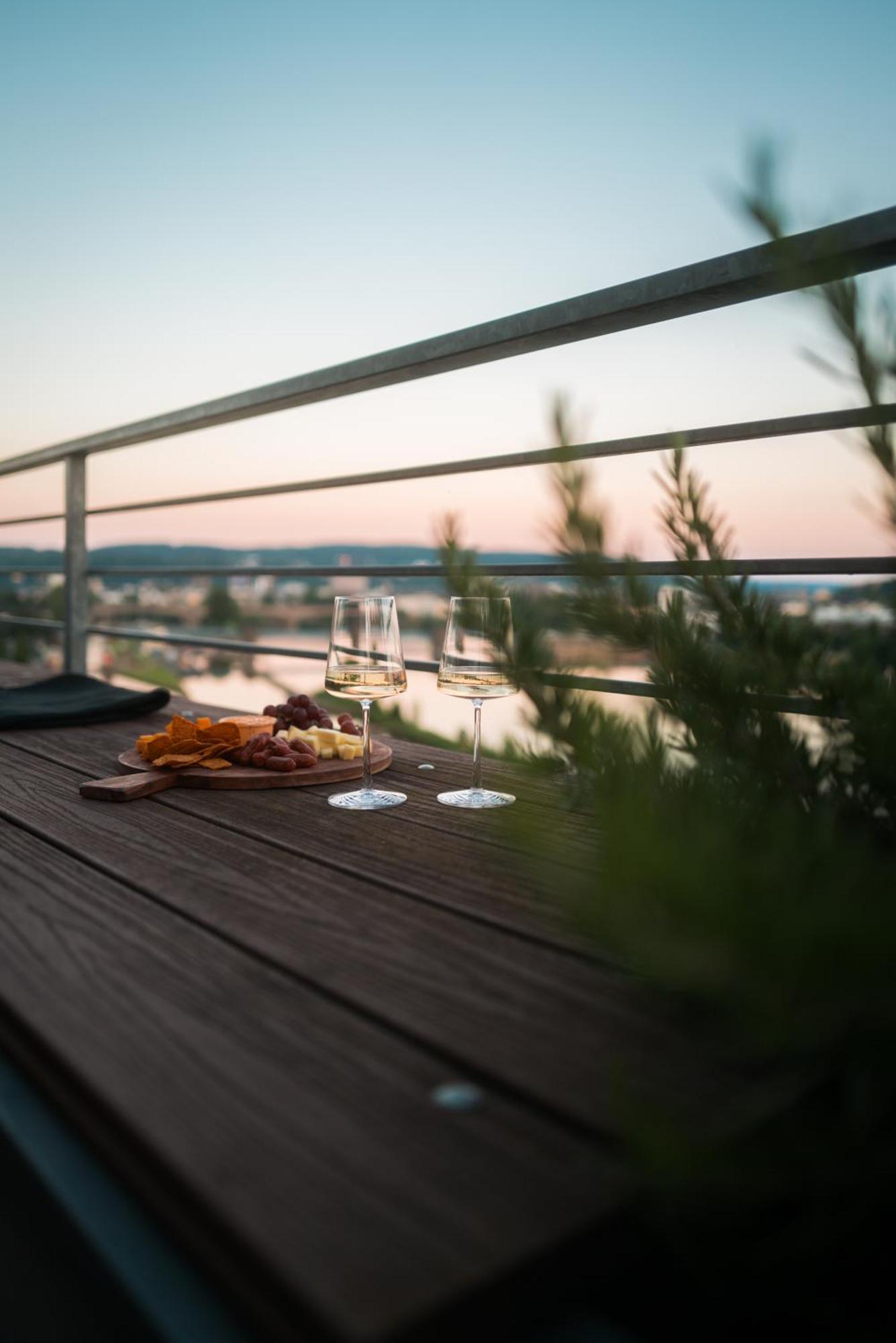 Penthouse Wohnung Mit Schoenem Moselblick In Metternich Koblenz  Exterior photo