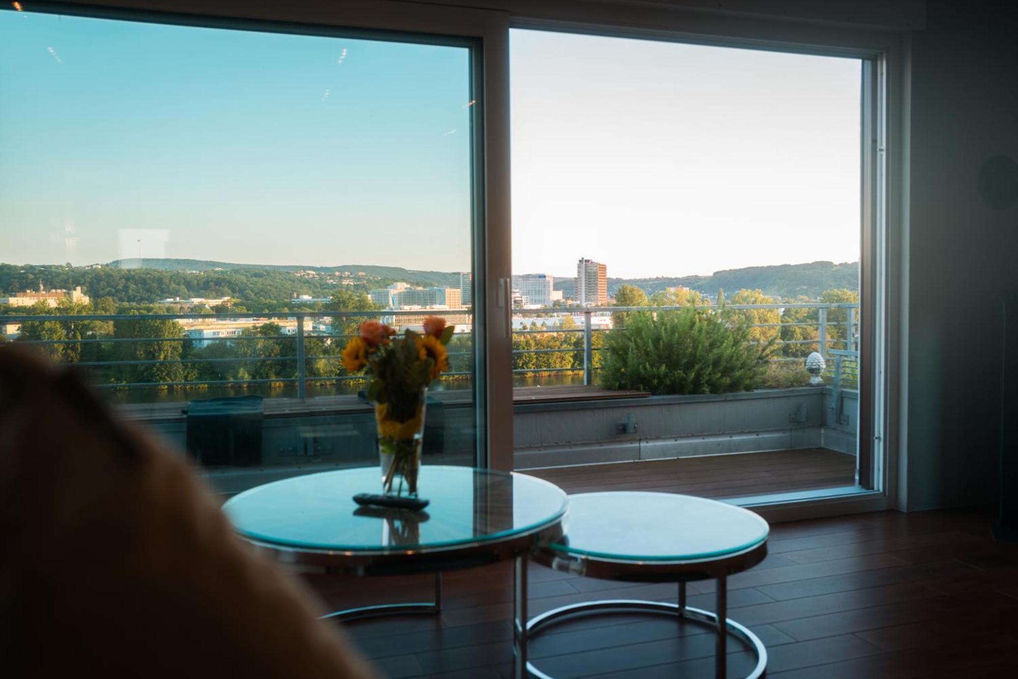 Penthouse Wohnung Mit Schoenem Moselblick In Metternich Koblenz  Exterior photo