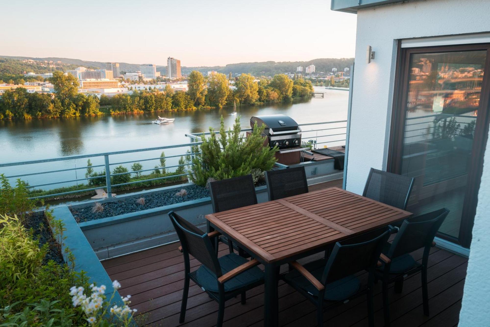 Penthouse Wohnung Mit Schoenem Moselblick In Metternich Koblenz  Exterior photo