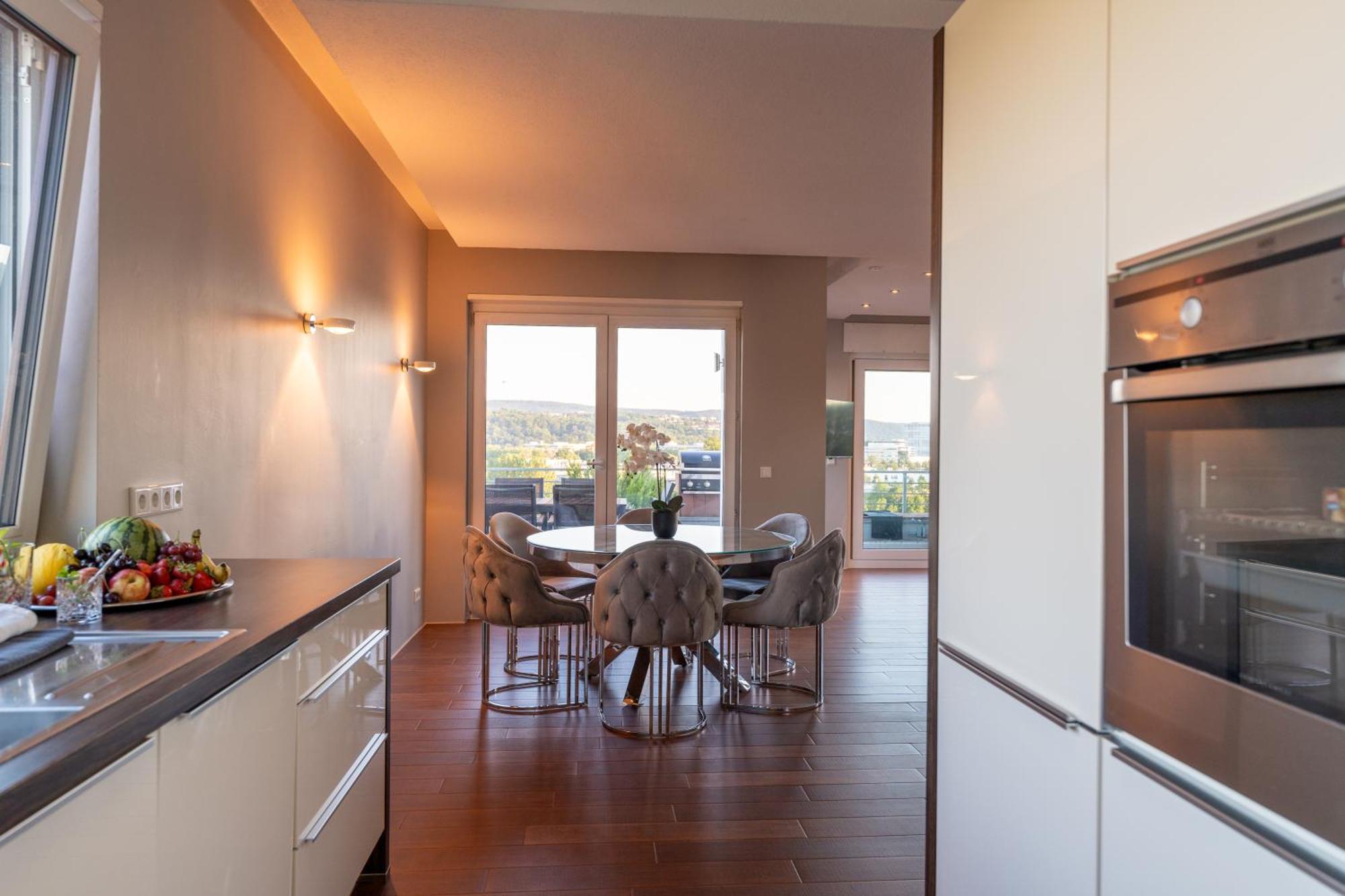Penthouse Wohnung Mit Schoenem Moselblick In Metternich Koblenz  Exterior photo