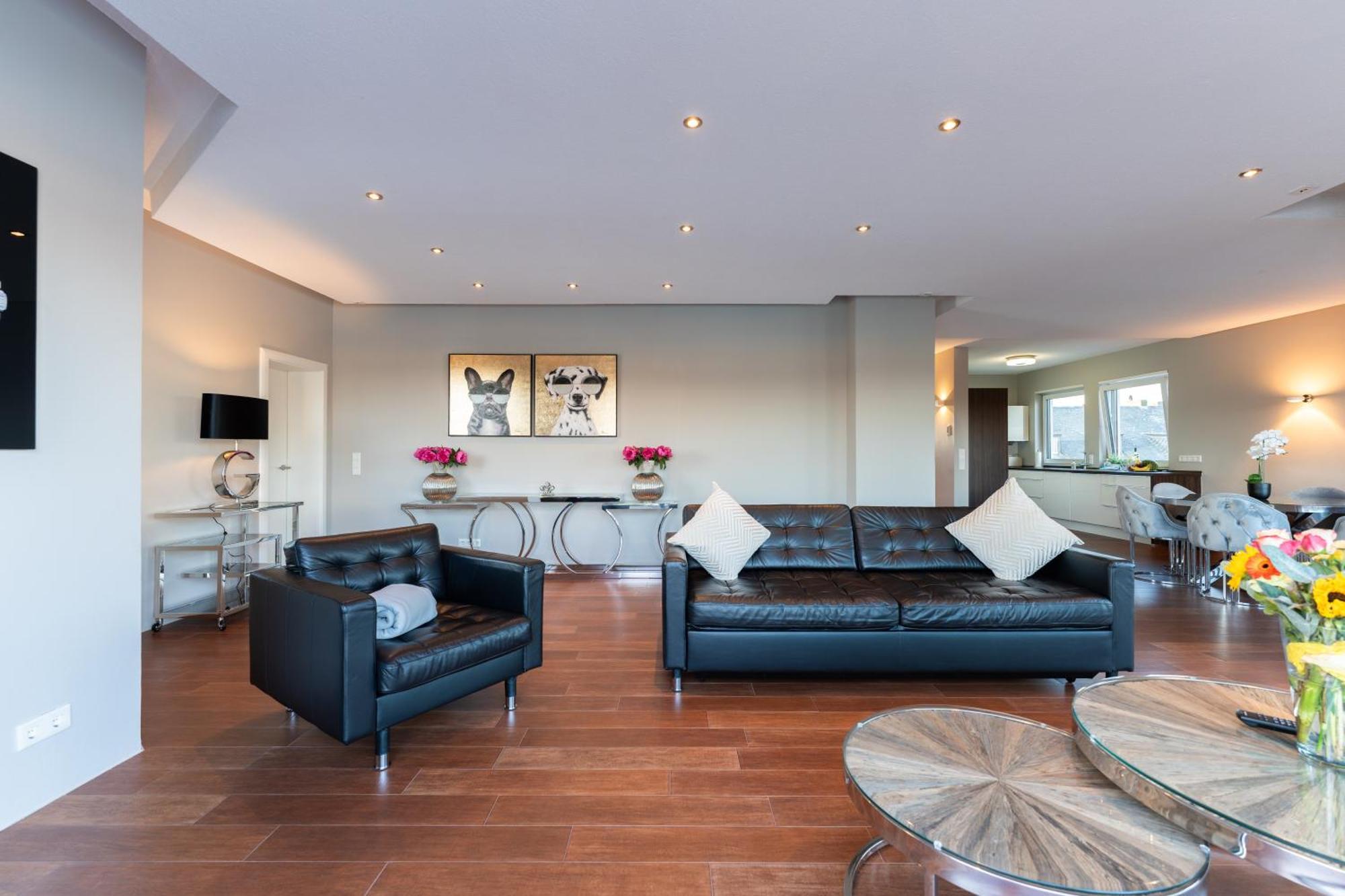 Penthouse Wohnung Mit Schoenem Moselblick In Metternich Koblenz  Exterior photo